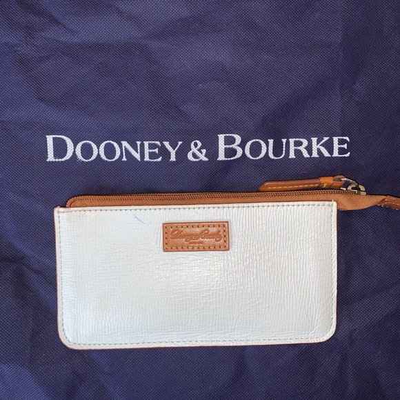 Dooney and Bourke - Picture 5 of 8